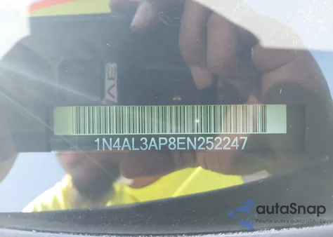 2014 Nissan Altima 2.5 Sv из США, поврежденный, VIN 1N4AL3AP8EN252247